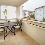 Apartament Tudor With Balcony Baška